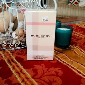 Burberry  women   natural spray  parfum
